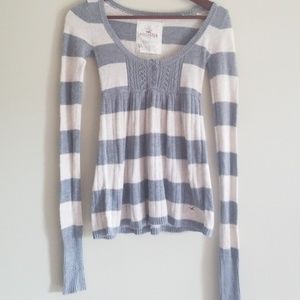 Hollister sweater